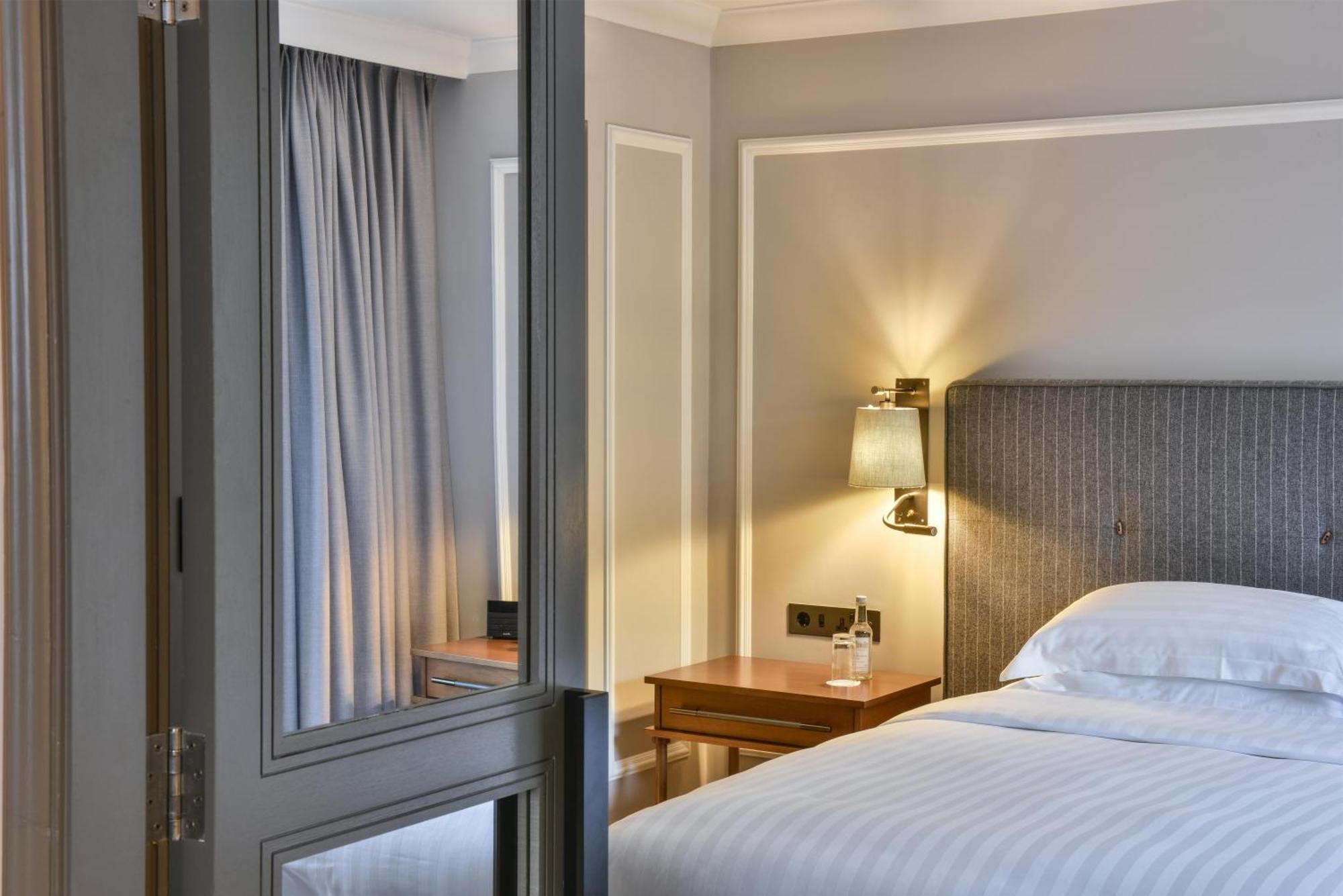 Suite med 2 soverom og hageutsikt